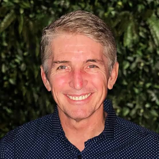 Eric Willner, host of The Real Estate Show